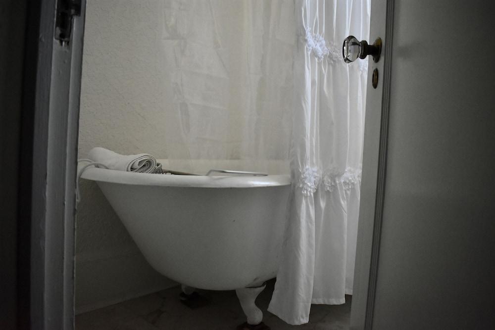 The DeLand Hotel photo 47