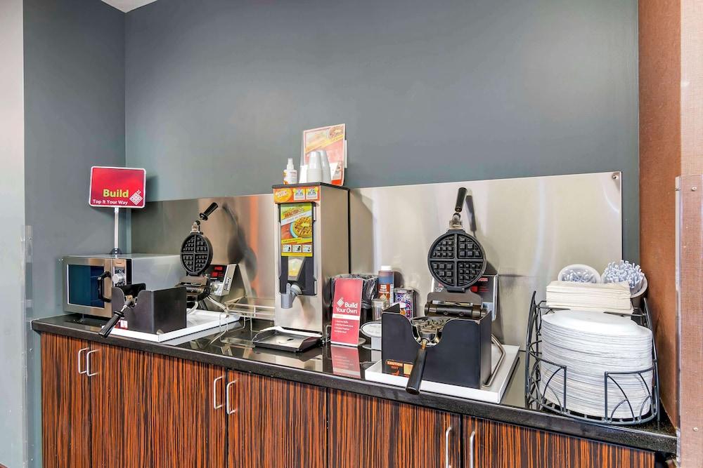 Best Western Plus Olathe Hotel photo 27