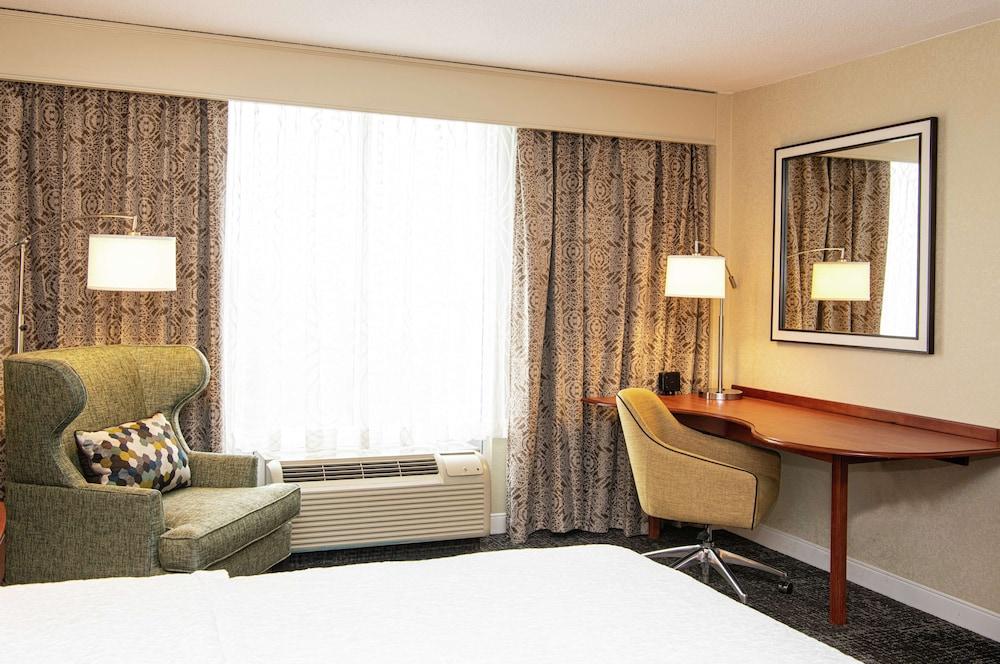 Hampton Inn Parsippany photo 24