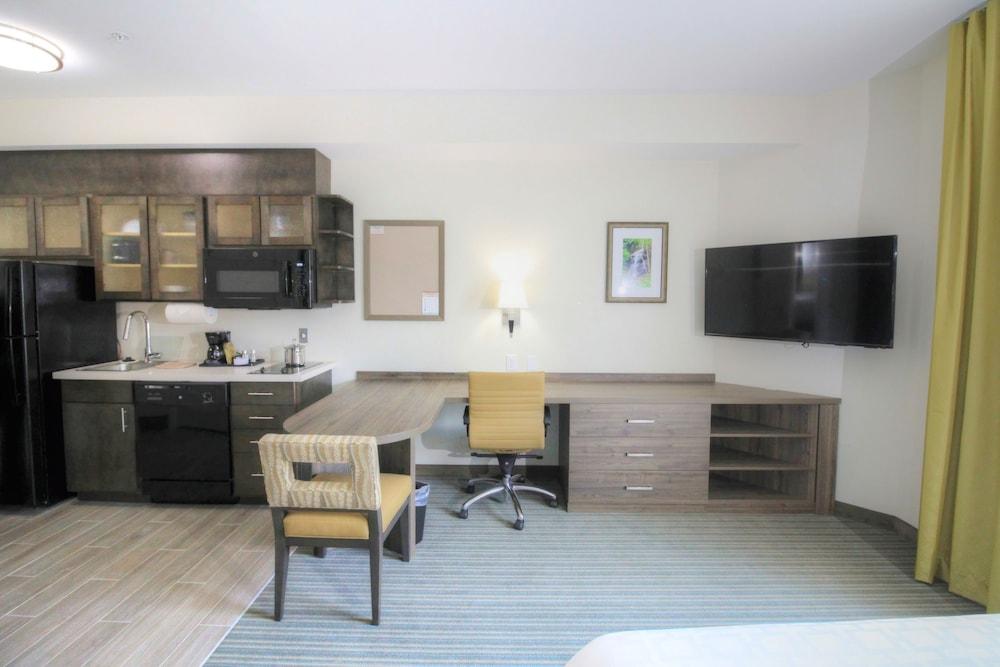 Candlewood Suites Memphis East by IHG photo 12