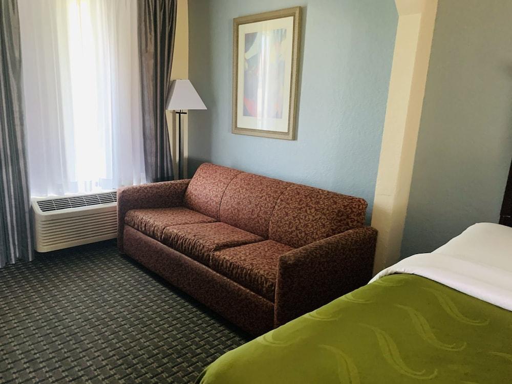 TownePlace Suites by Marriott Miramar Beach Destin photo 12