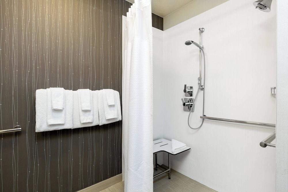Courtyard by Marriott Dallas Mesquite photo 12