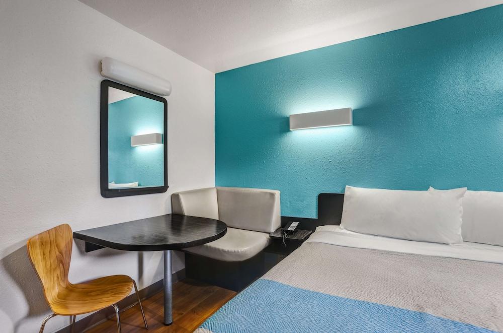 Motel 6 Napa, CA photo 21