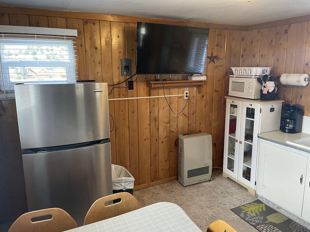Aspen Ridge Cabins photo 16