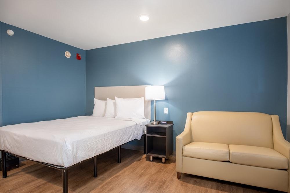 WoodSpring Suites Columbus West - Hilliard photo 4