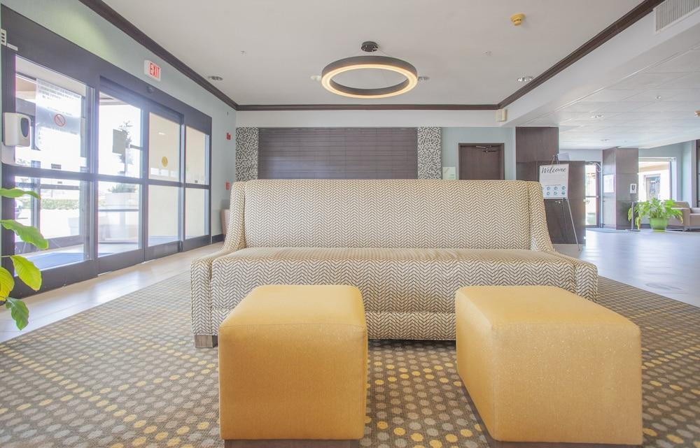 Holiday Inn & Suites Spring- The Woodlands Area by IHG photo 48