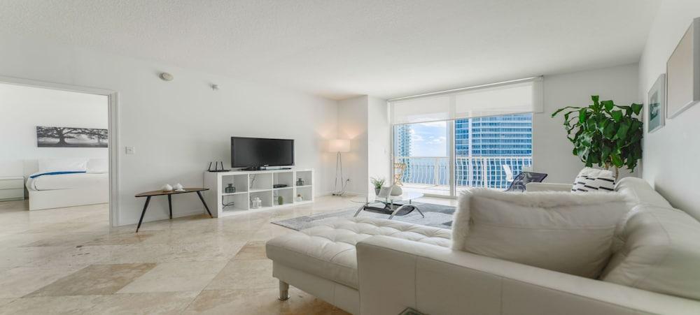 Icon Residences photo 35