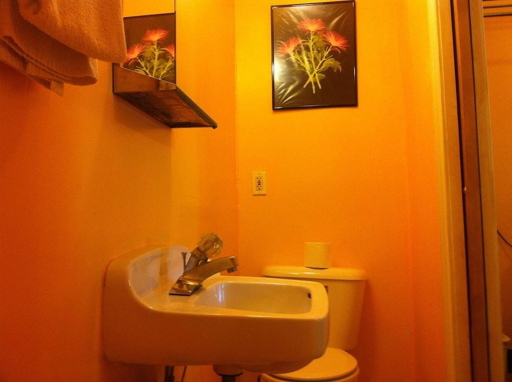 Green Crest Motel photo 14