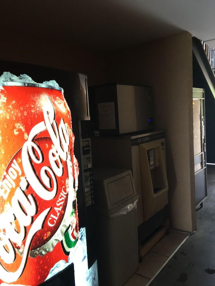 Quality Inn & Suites Clarksville photo 36