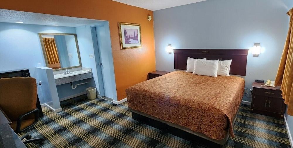 Town House Inn Cape Giradreau photo 5