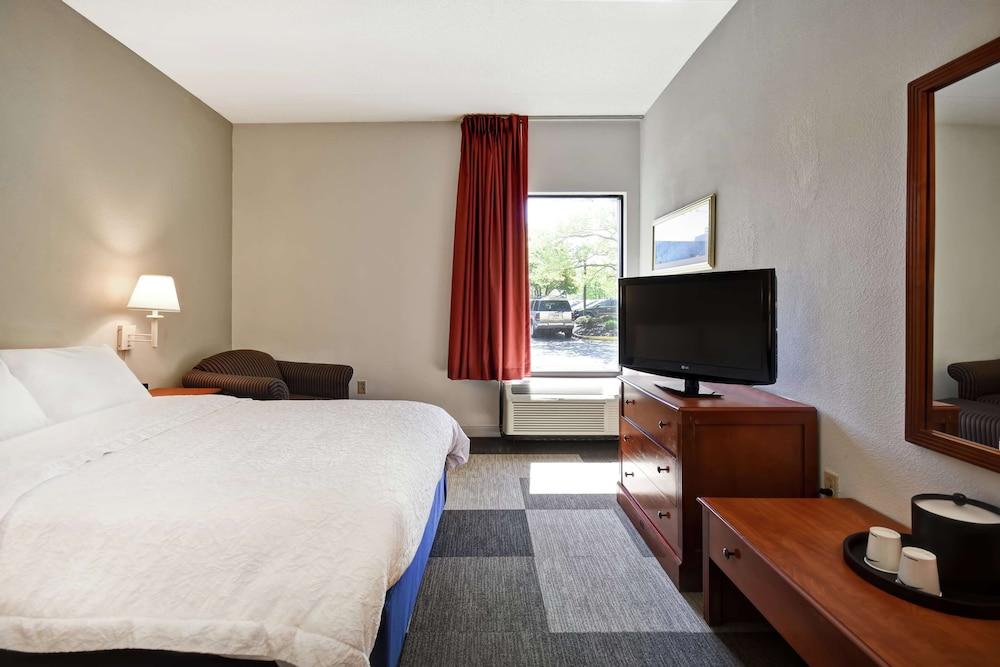 Comfort Inn & Suites Mt. Holly - Westampton photo 4