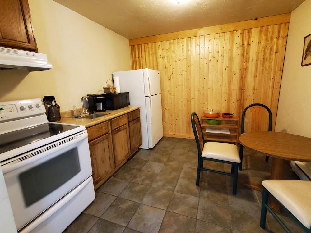Kenosha Lodge photo 14