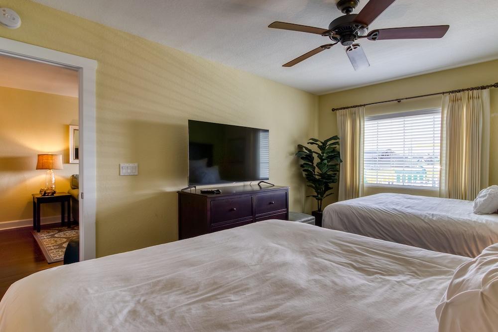 Harbourside Resort, a New Hotel Collection Property photo 32
