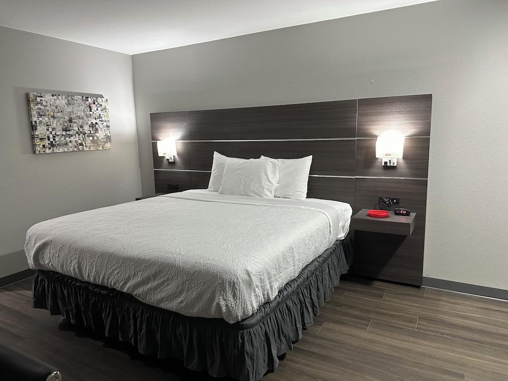 Budget Inn Muskogee photo 14