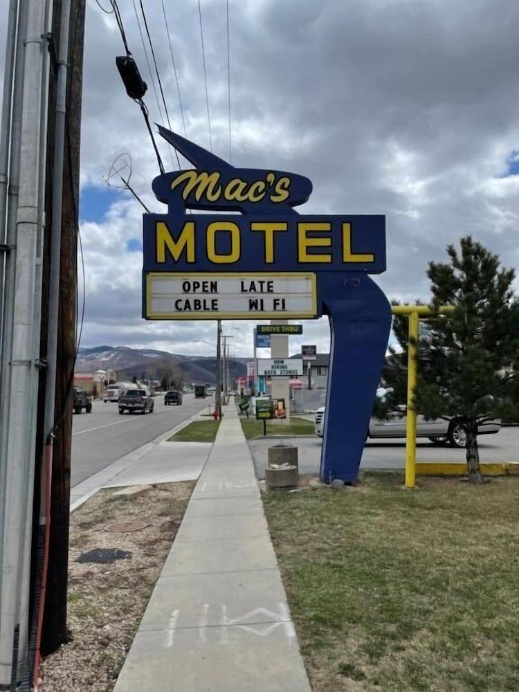 Mac's Motel photo 17