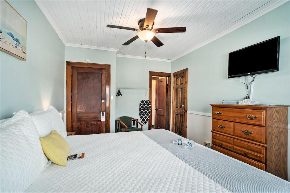 Historic Hotel Nichols photo 18