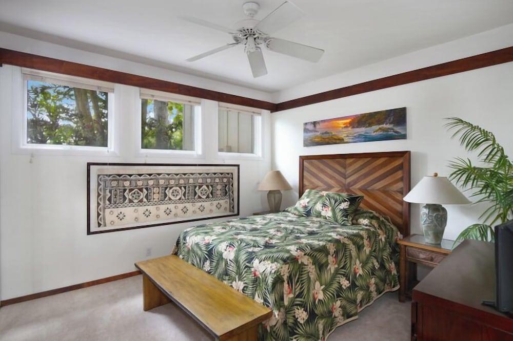 Whalers Cove Oceanfront Resort photo 19