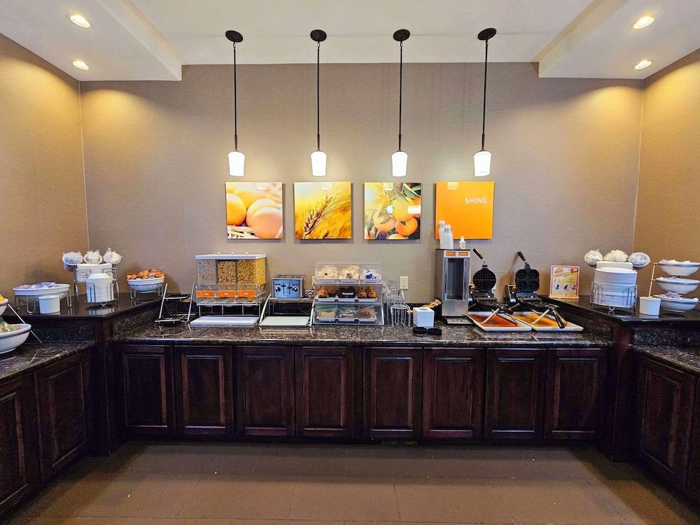 Comfort Inn & Suites Independence photo 30
