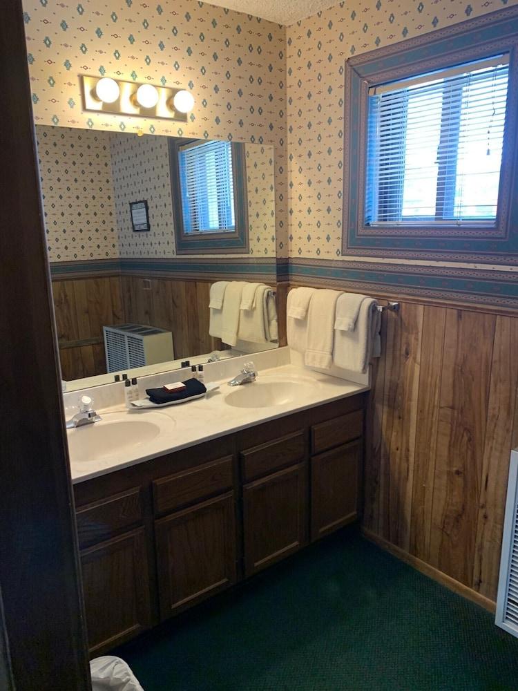 Ponderosa Lodge, an Ascend Collection Hotel photo 7