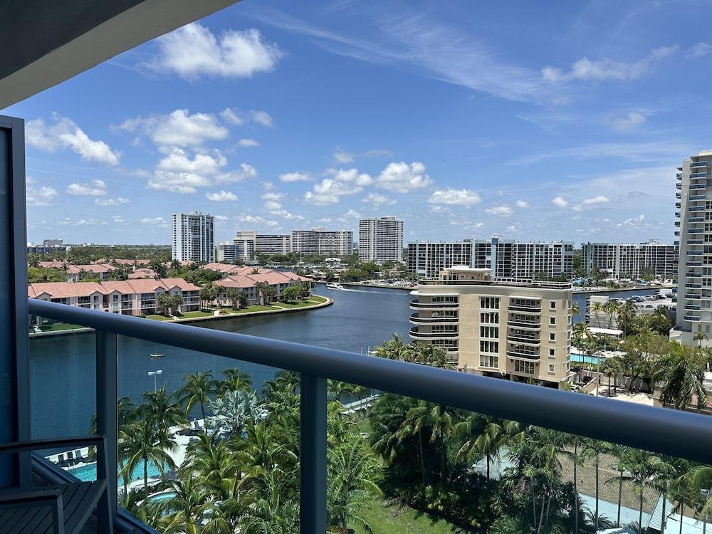 Doubletree Resort by Hilton Hollywood Beach photo 22