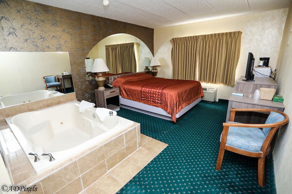 La Mirage Motor Inn photo 29