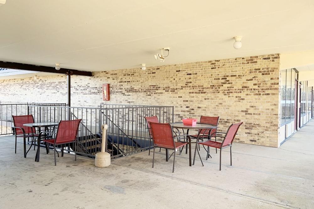 Paris Inn and Suites photo 3