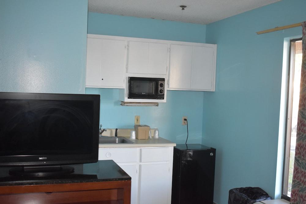 GUEST COTTAGES & SUITES photo 17