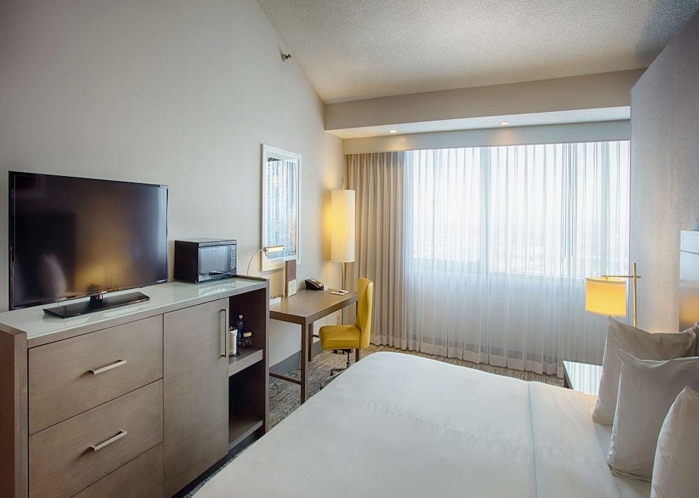 DoubleTree by Hilton Denver - Westminster photo 6
