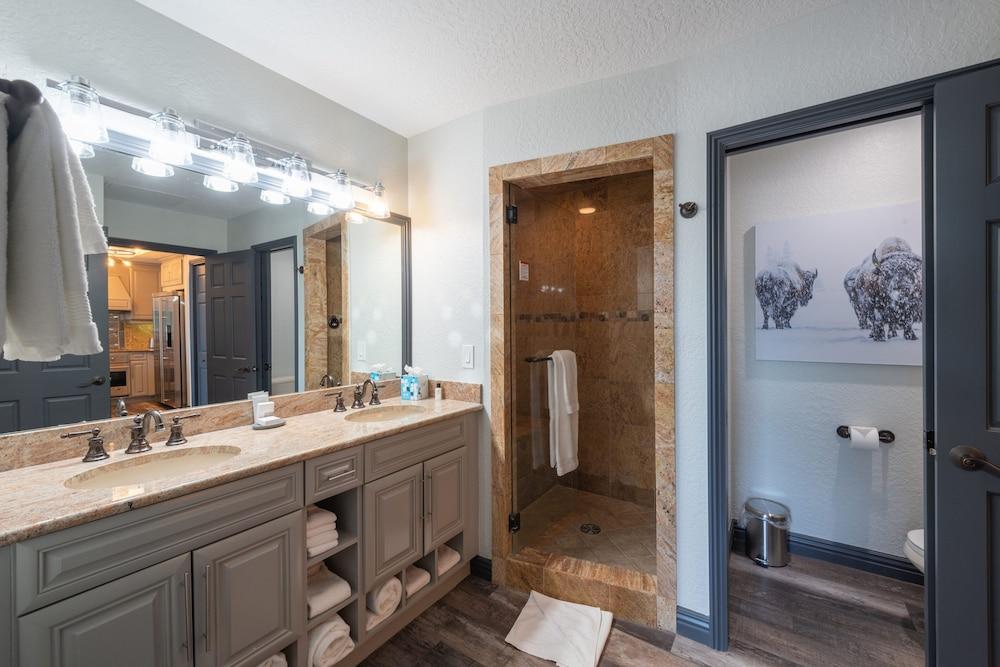 Westgate by Canyons Village Rentals photo 4