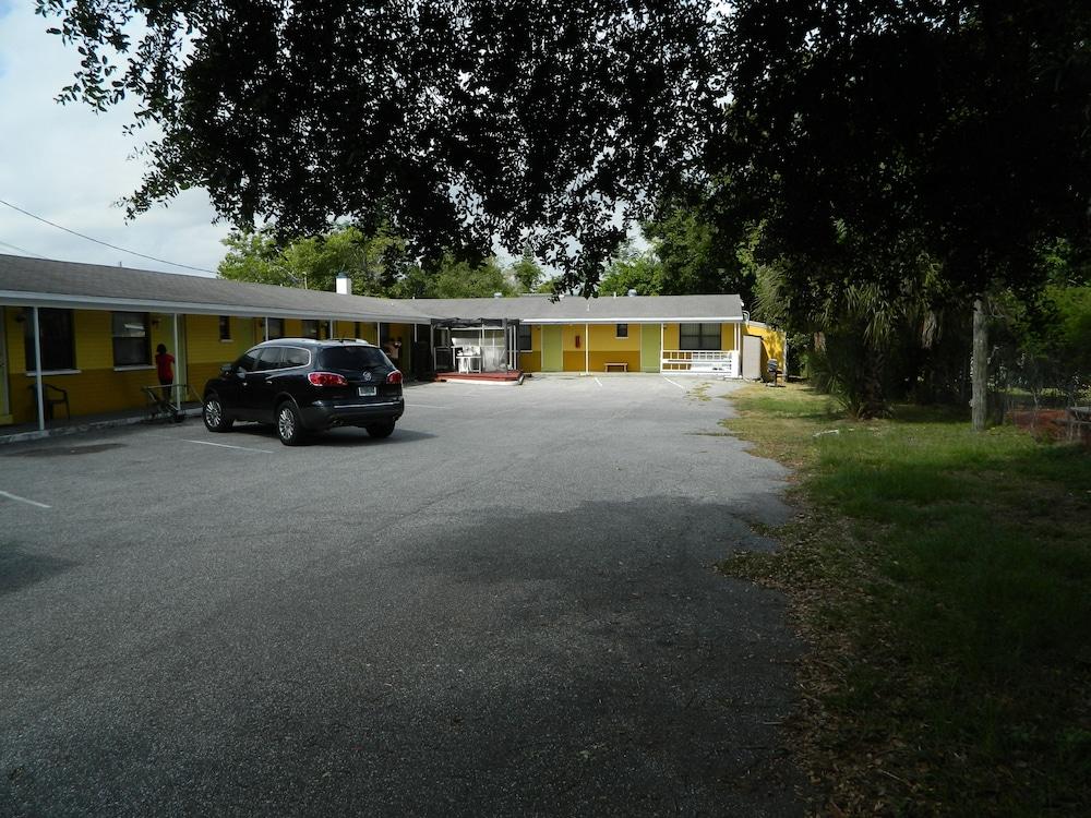 Pilot Motel photo 2