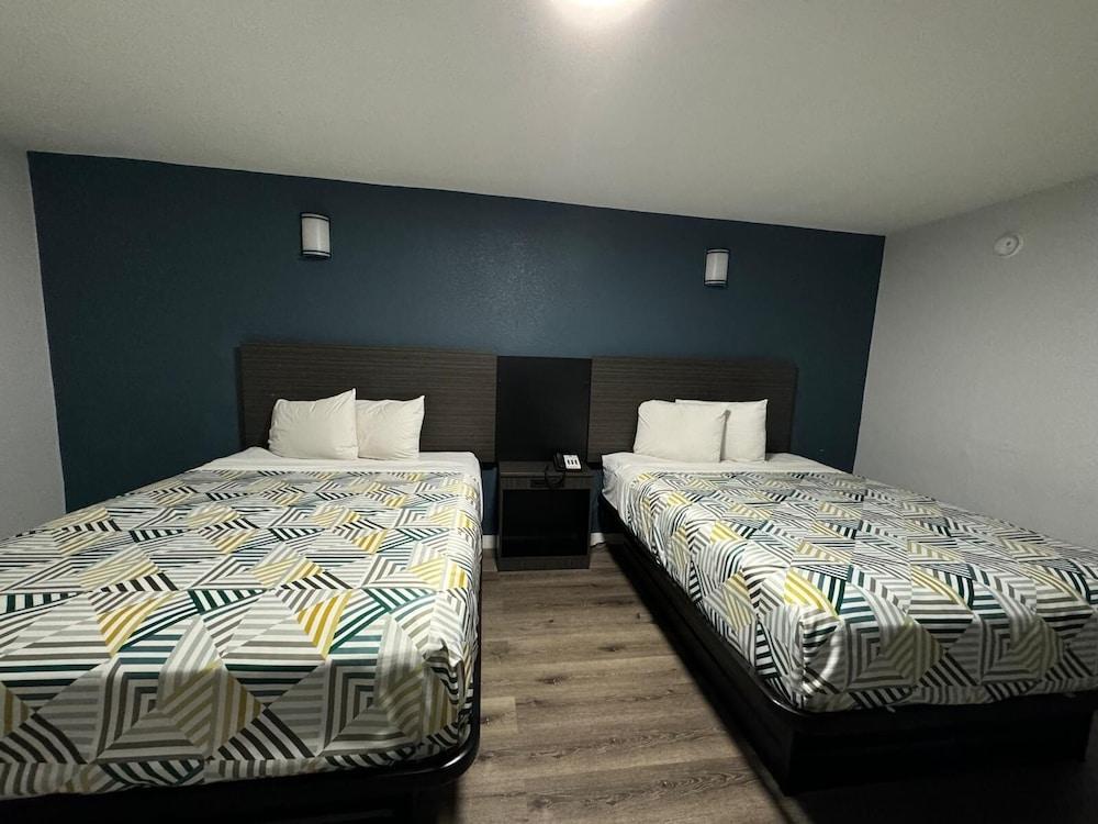 Motel 6 Greenwood, MS photo 5