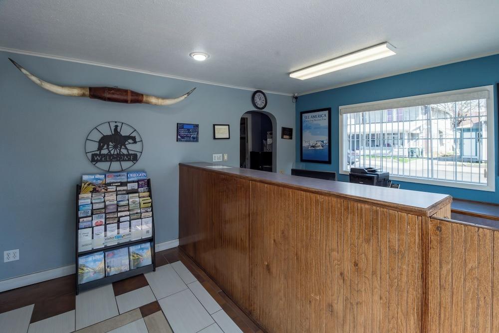 Hotel Inn Pendleton I-84 photo 11