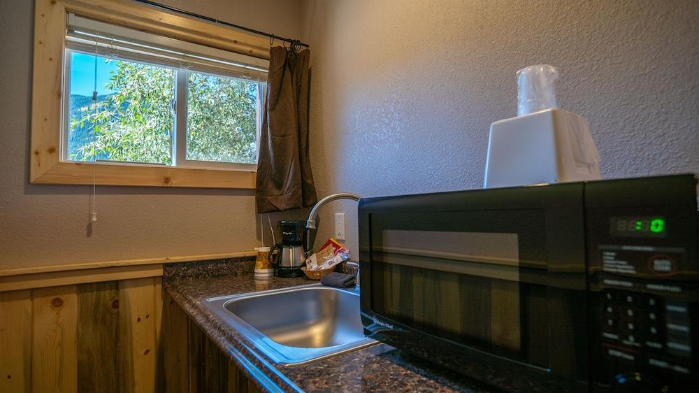 Triangle Motel photo 36