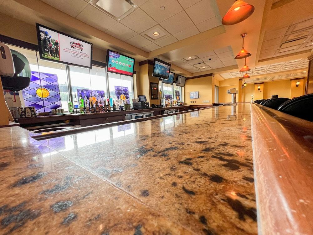 Mardi Gras Casino & Resort photo 4