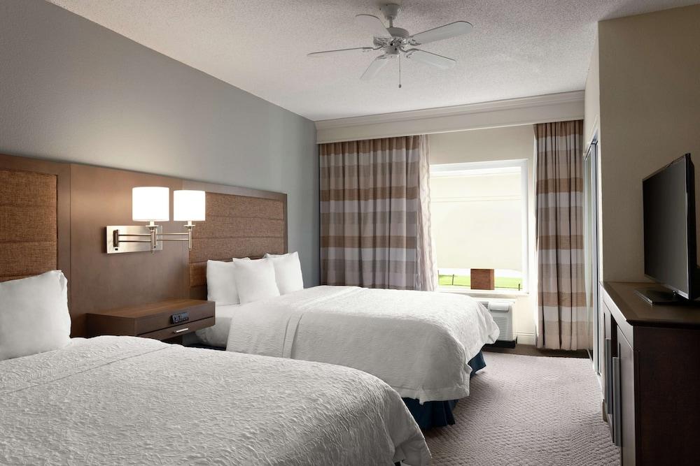 Hampton Inn & Suites Montgomery-EastChase photo 10