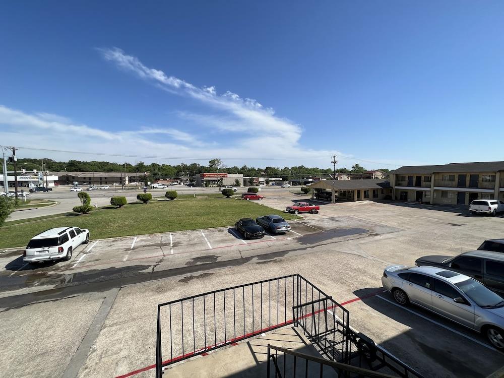 Great Western Inn & Suites photo 10