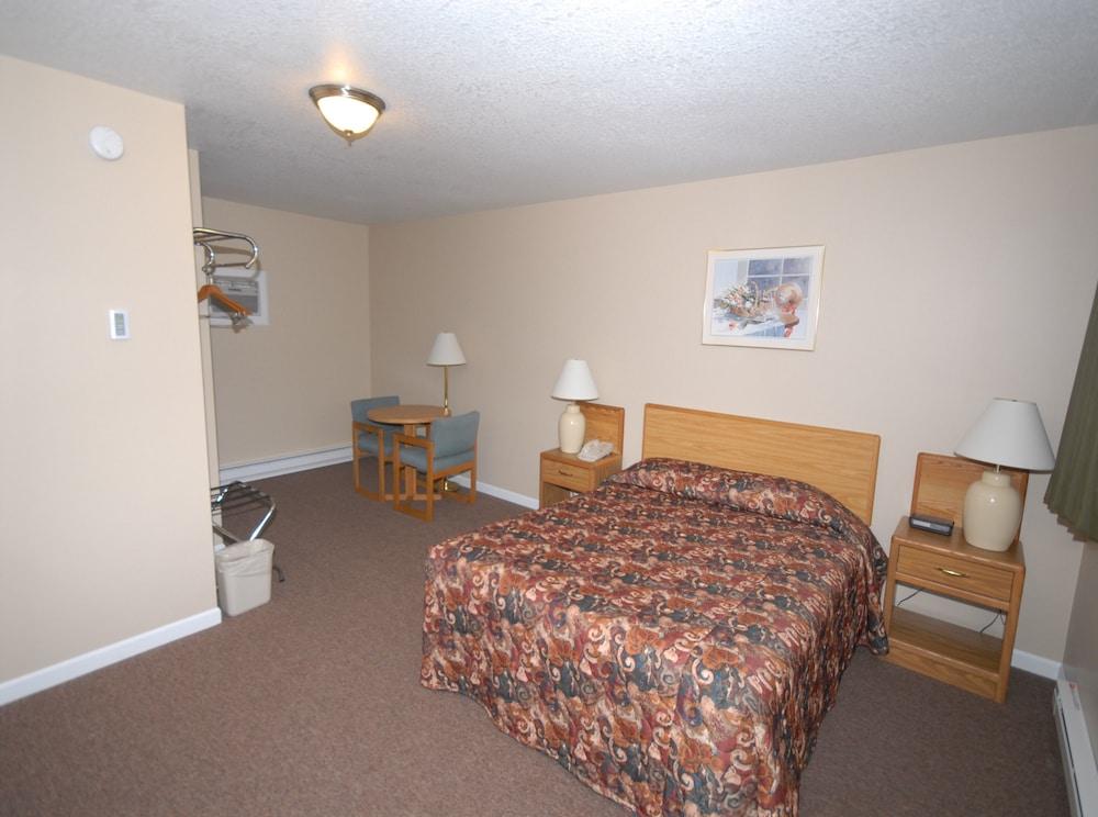 Wayside Motel photo 3