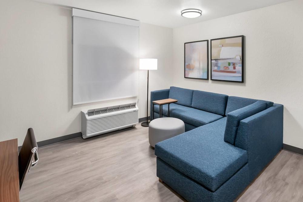 Everhome Suites Portsmouth - Newington photo 51