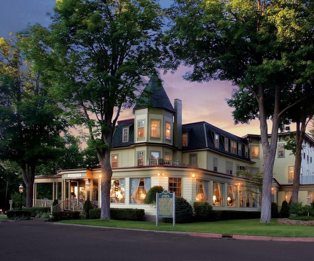 Stafford's Bay View Inn — hotel in Petoskey