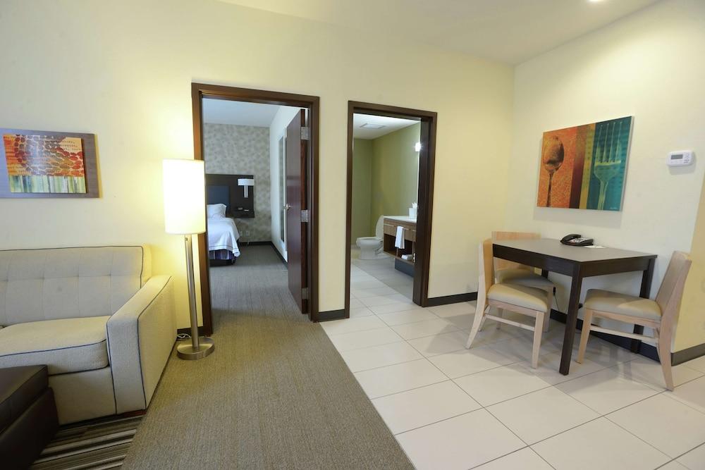 Home2Suites by Hilton Edmond photo 6
