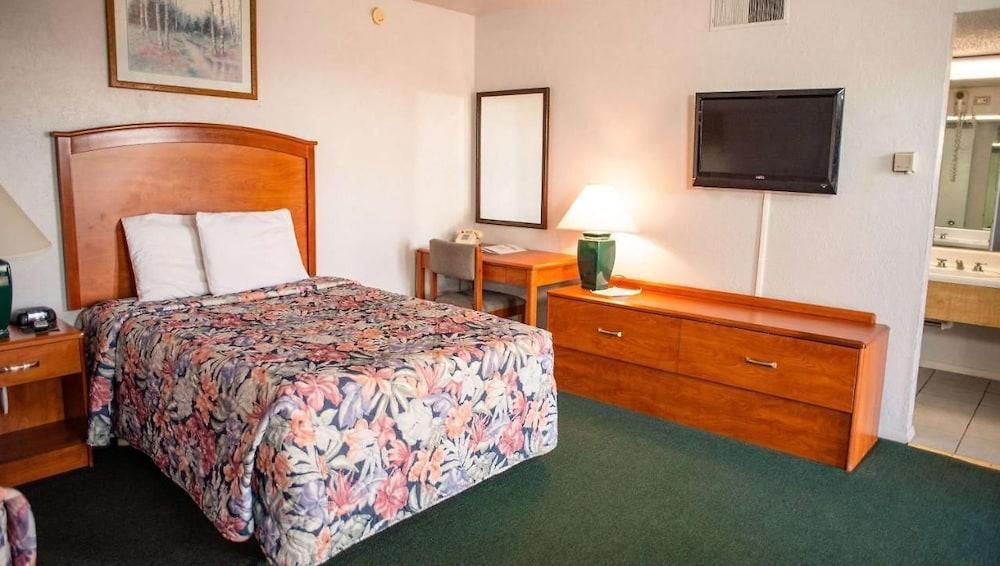 Wayfarer Inn Woodward photo 13