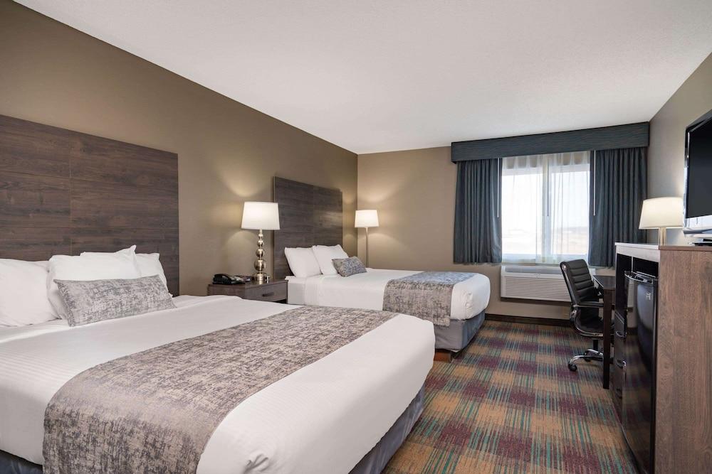 Baymont by Wyndham Baldwin photo 17
