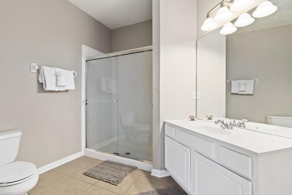 Vista Cay by Orlando Resort Rentals on Universal Boulevard photo 79