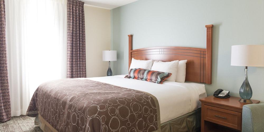 Staybridge Suites Fargo by IHG photo 48