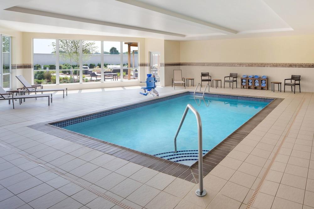 Courtyard by Marriott Wayne Fairfield photo 18