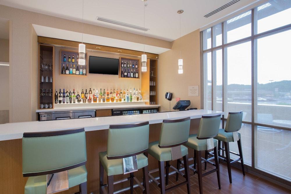 Springhill Suites Mount Laurel photo 2