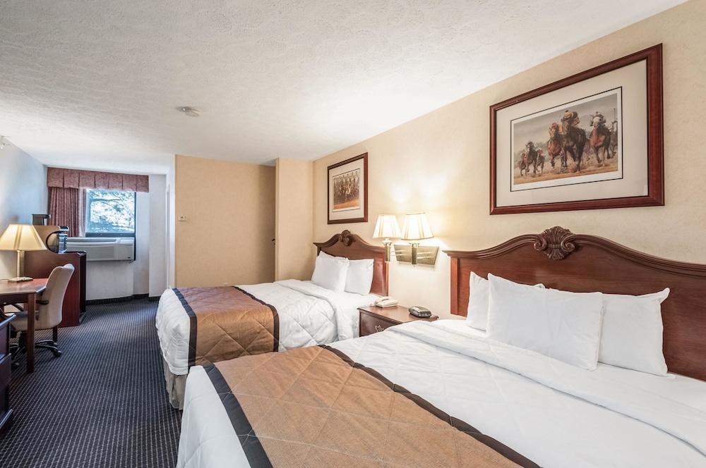 Rodeway Inn & Suites Charles Town photo 5