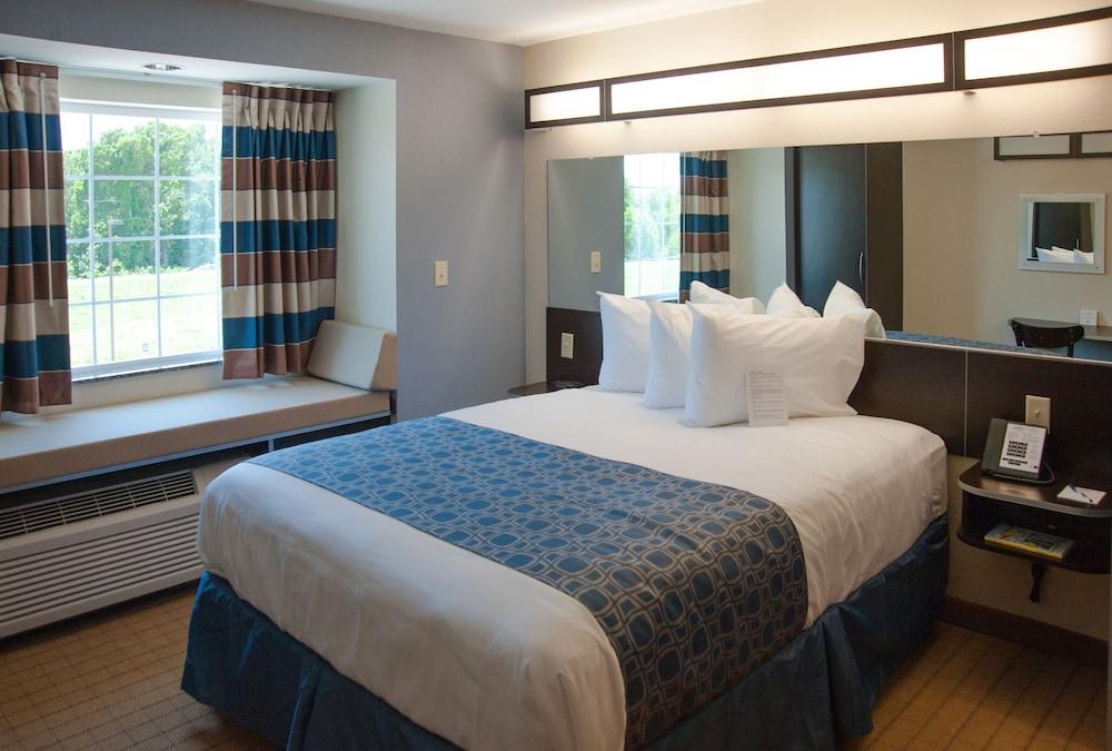 WeStay Suites - Belle Chasse photo 9