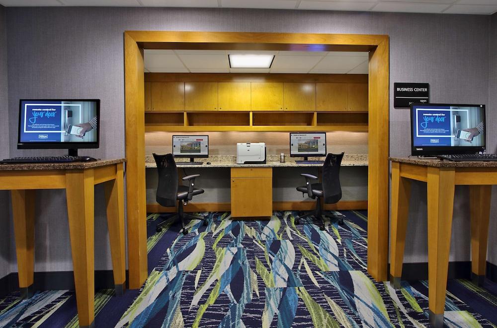 Hampton Inn Hagerstown-I-81 photo 44