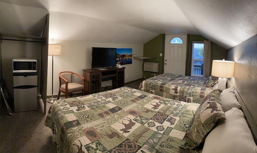 Moosehead Lodge & Cabins photo 77